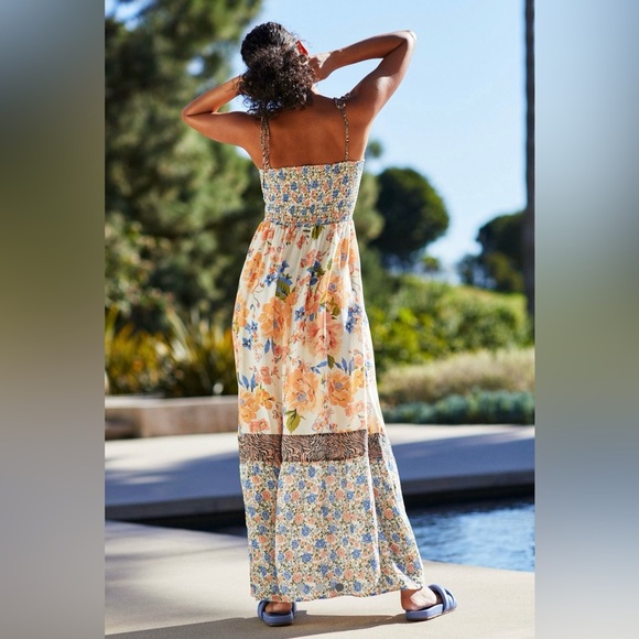 Maaji Free Spirit Maxi Dress NWOT Size Medium - Picture 3 of 11